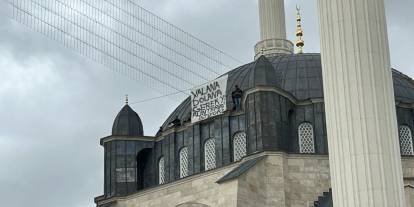 Sivas'ta cami inşaatında işçilerden ücret eylemi