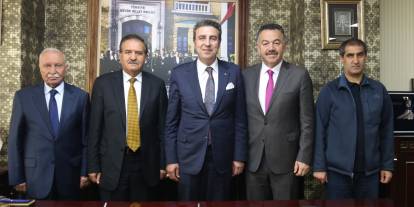 Divan heyeti sahada! Destek arayışı sürüyor
