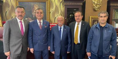 Sivasspor divan heyeti kapı kapı geziyor