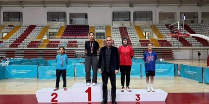 Sivas’ta masa tenisinde madalyalar sahiplerini buldu