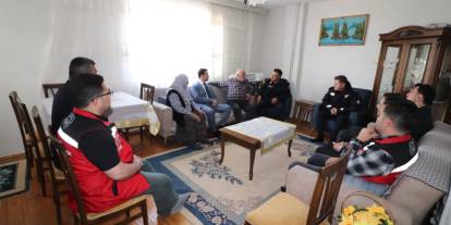 Şehit ailesine bayram ziyareti