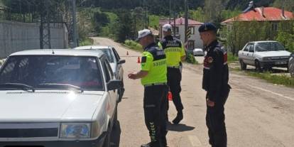 Sivas'ta jandarmadan huzur ve güven denetimi