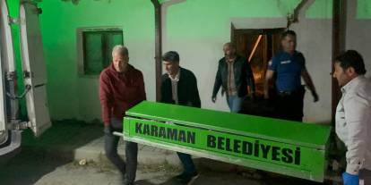 Yaşlı adam evinde ölü bulundu