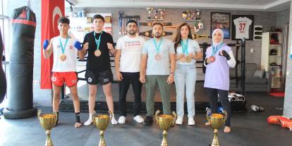 Sivaslı sporcular dünya arenasında gurur yaşattı