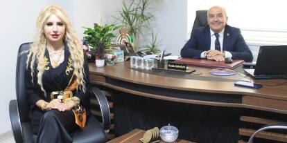 Esra Polat’tan Sivas Ekspres’e ziyaret