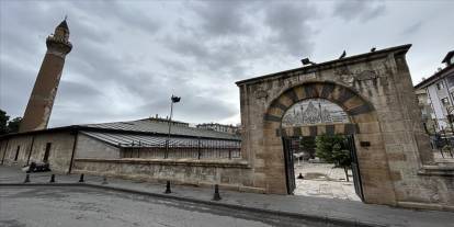 Sivas Ulu Camii'nde restorasyon sürüyor