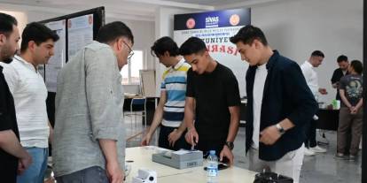 Sivas’ta gençlerin mühendislik projeleri sergilendi