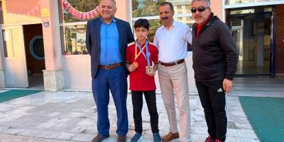 Sivaslı Furkan Balkan şampiyonu oldu