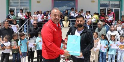 Sivas’ta sporcu yetiştiren okullara destek