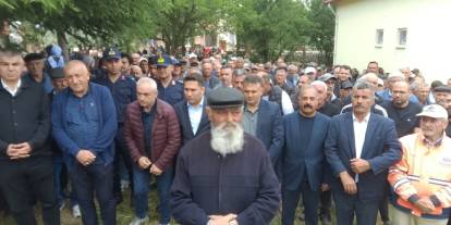 Rıza Çalımbay'ın annesi son yolculuğuna uğurlandı