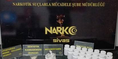 Sivas'ta sokak satıcılarına operasyon