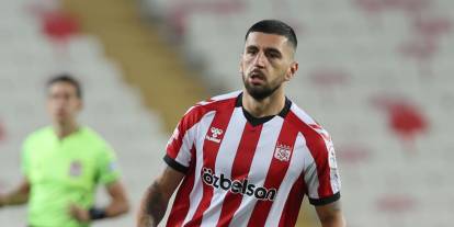 Sivasspor’un eski orta sahası Avramovski Muğlaspor’a gidiyor