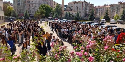 Sivas Lisesi’nde nostalji ve gurur dolu kapanış