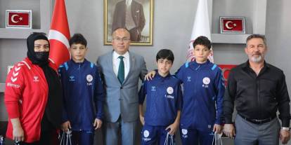 Sivaslı şampiyon judocular Ertem’in konuğu oldu