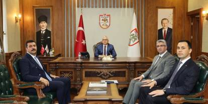 Vali Şimşek, göreve başlayan kaymakamları kabul etti