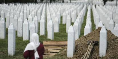 Srebrenitsa'da 10 kurban daha toprağa verilecek