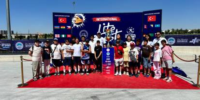 Sivaslı genç basketbolcular dünya yıldızlarını tribünden izledi