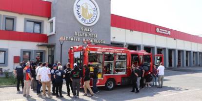 Uluslararası heyet Sivas İtfaiyesi'ni ziyaret etti