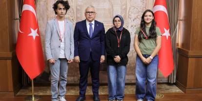 Sivas'ı Gururlandıran LGS Birincileri Vali Şimşek'le Buluştu