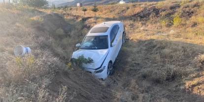 Sivas kara yolunda kaza: 3'ü çocuk 6 yaralı