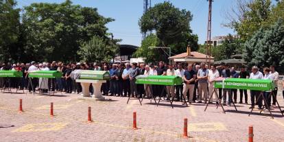 Aynı aileden 5 kişi toprağa verildi