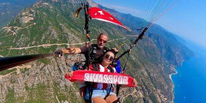 Sivasspor aşkını bulutların üzerine taşıdı