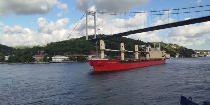 İstanbul Boğazı gemi trafiği geçici askıya alındı