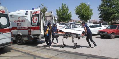 Kontrolden çıkan araç araziye savruldu, sürücü yaralandı