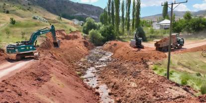 Sivas'ta köylerde dere ıslahı çalışmaları sürüyor