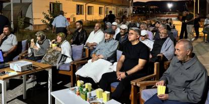 Sivas'ta huzurevi sakinleri Yeşilçam keyfi yaşadı