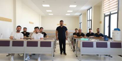 Sivas’ta veteriner hekimlere uygulamalı suni tohumlama eğitimi