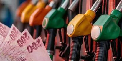 Benzine 1,56 liralık zam bekleniyor