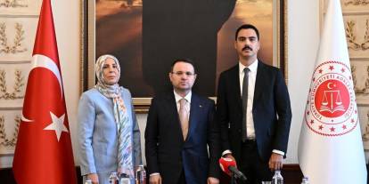 Bakan Gürlek: "Bu cinayeti çözmek boynumuzun borcu"