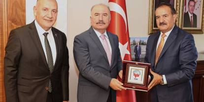 TSYD heyeti Çorum Valisi Çalgan’ı ziyaret etti