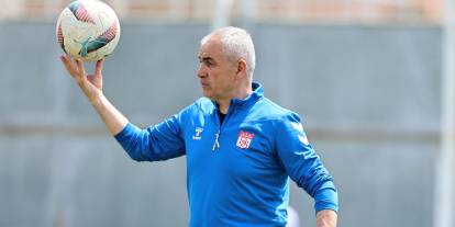 Sivasspor’un efsanesi zirveyi zorladı