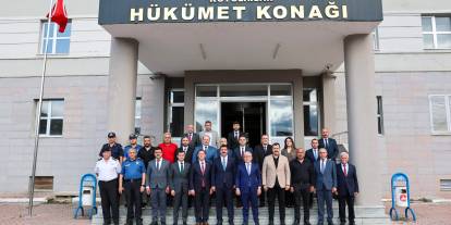 Sivas Valisi Şimşek Koyulhisar’ı ziyaret etti