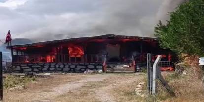 Sivas'ta müstakil ev yangında küle döndü