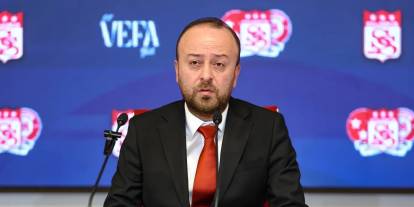 Burak Özçoban basın karşısına çıkıyor