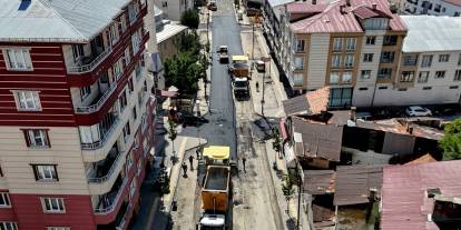 Sivas’ta yol çalışmaları sürüyor