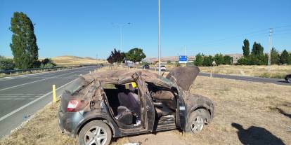 Sivas’ta trafik kazaları peş peşe geldi: 5 kişi yaralandı