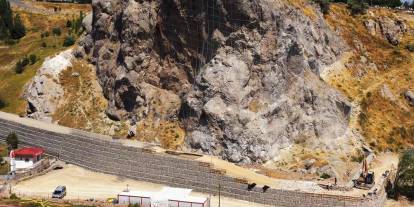 Yukarı Tekke'de risk azaltma çalışmaları sürüyor