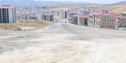 Sivas’ta dik rampa için yol düzenleme çalışması