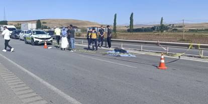 Sivas’ta motosiklet bariyerlere çarptı: 24 yaşındaki genç öldü