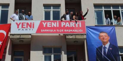 Şarkışla’da Yeni Parti teşkilat binası açıldı