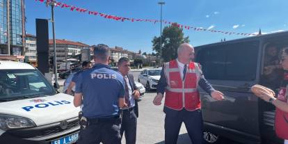 Sivas’ta görev başındaki polislere kumanya ikramı