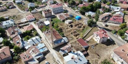 Sivas'ta eski kilise 42 yıldır cami olarak hizmet veriyor