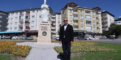 Sivas’ta birlik ve beraberliğin aslan ve ceylanlı simgesi yükseldi