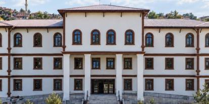 Divriği’nin yeni Hükümet Konağı hizmete açılmaya hazırlanıyor