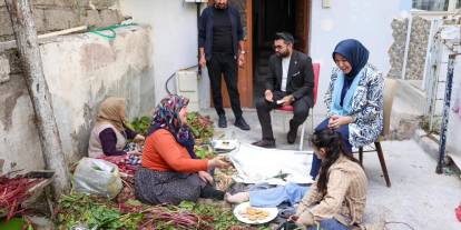 Toy, Mevlana’da esnaf ve vatandaşları dinledi