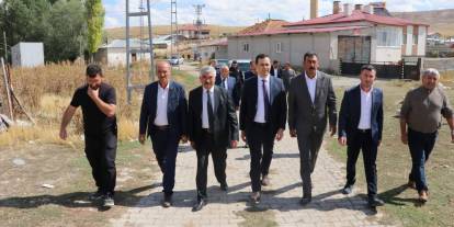 Ulaş'ta köy ziyaretleri sürüyor
